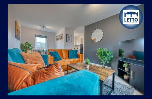 Peterborough House | Letto Serviced Accommodation -Sleeps 5 - PE7 - FREE Parking