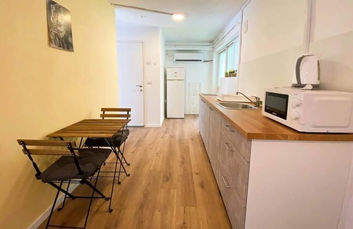 Florentin Apartment | Levinsky Market-View 1BR Getaway With Balcony