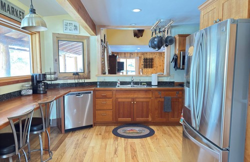 Gunnison House | Lg. Gathering place-Privacy 7 bdr, 4.5 bth-Ride your 4 wheeler-BLM from our home