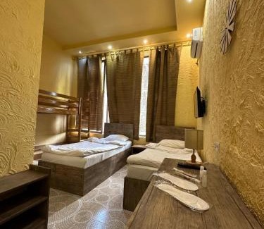 Yerevan House | Li-Yes Qanaqer