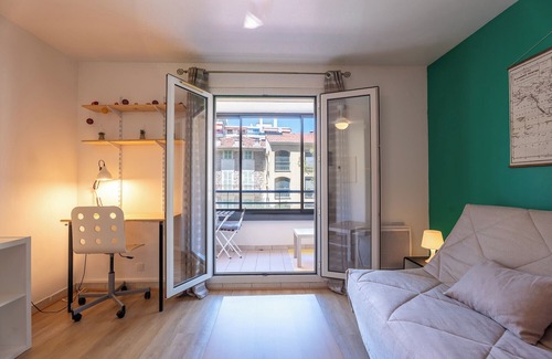 Saint Maurice Apartment | Libération - Studio avec balcon proche Tramway