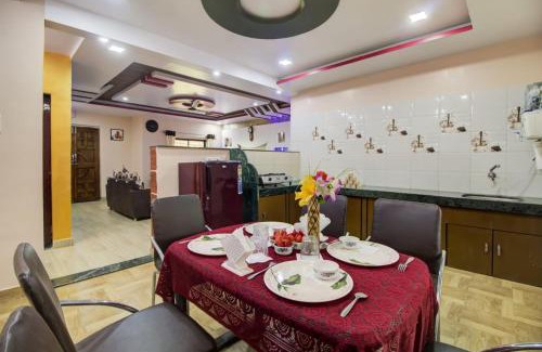 Mahabaleshwar Villa | Lifeline Villas - Valley View Luxurious 3bhk Surrounded by strawberry farms