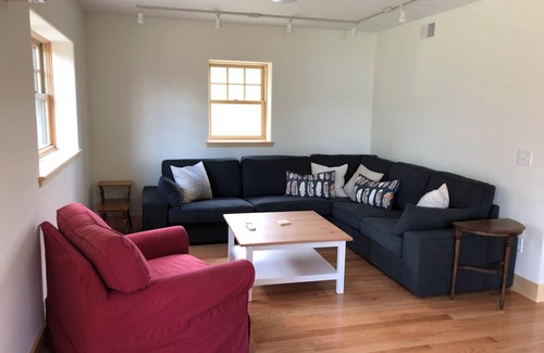 West Glover House | Light-filled family-friendly lakeside home in W. Glover, VT.