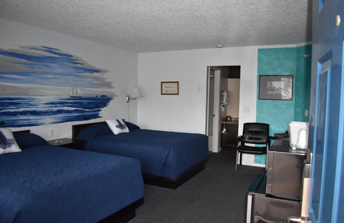 Bandon Hotel | Lighthouse Cove Inn