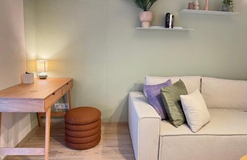 Braunschweig City Center Apartment | LIGHTPLACE Design Boxspring Balkon 2 Smart TV Innenstadt