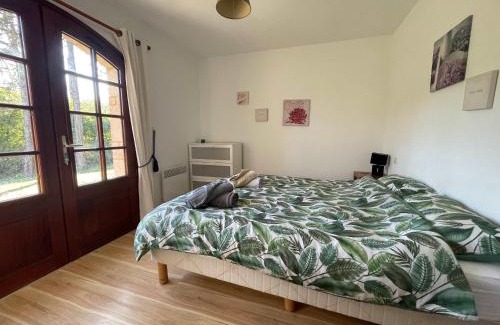 Brantome-en-Perigord House | Lilas - Spacieuse maison 10 pers Jardin BBQ