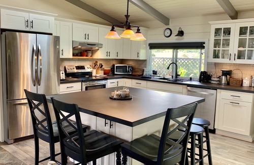 Waimea House | Lilikoi Cottage - In The Heart of Lovely Waimea