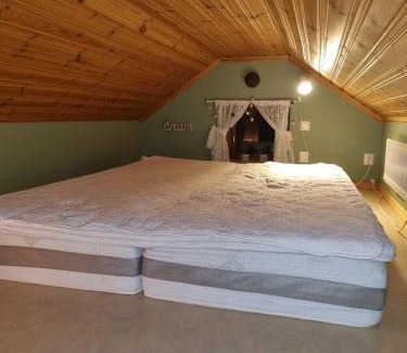 Falkoping House | Lillastugan Sätuna