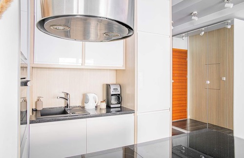 Gdansk City Center Apartment | Lily Apart - Waterlane Pool & Gym