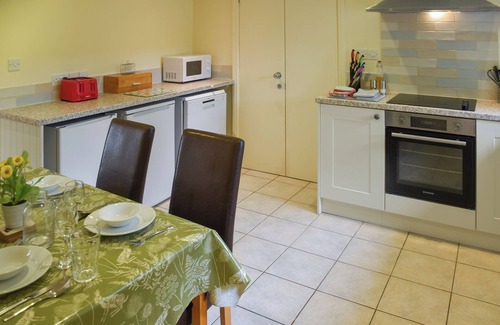 Nassington Cottage | Lily Pad 8 - UK43918