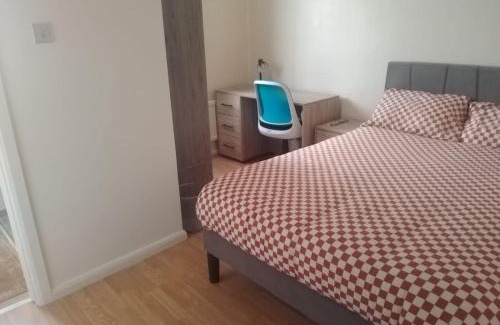 Thamesmead East Apartment | Lily's Home