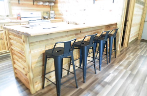 Nelsonville Cabin | Lincolnwood Cabin - Ridgetop Views - Trails on Property