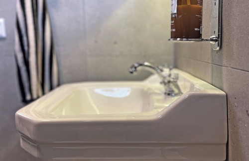 Egilsstadir House | Lindarholl Guesthouse