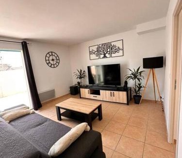 Saint-Gilles Villa | Lion house