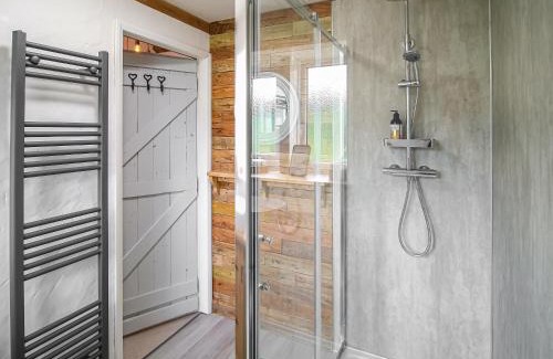 Grange Moor House | Little Badger Cottage