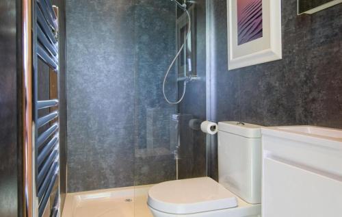 Castle Douglas House | Little Beach