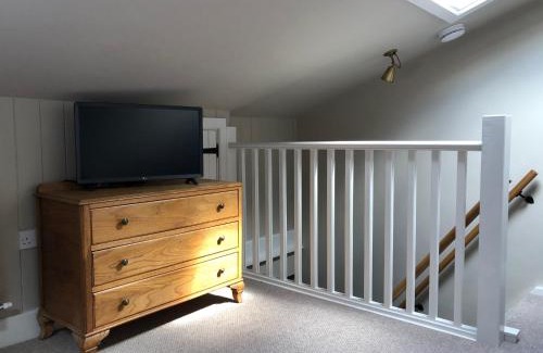 Chelynch House | Little Doric