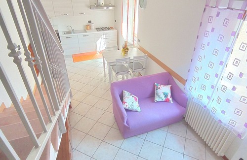 Domaso House | Little Flower