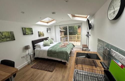 Alresford Apartment | Little Hawthorns