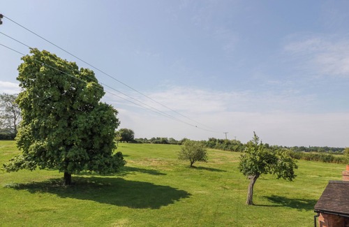 Upton Snodsbury Cottage | Little Owl Barn