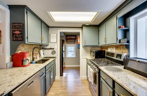 Bethlehem House | Little Woodland Home Hidden Gem By Dtwn Bethlehem
