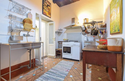 Amantea Apartment | Live in style in this beautiful vacation apartment with sea view in Amantea.