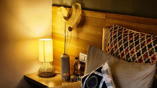 Kasiyalekh House | LiveAway Mukteshwar, Nainital by PACK