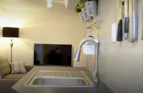 Leslieville House | Living it up in the lovely Leslieville/Beaches