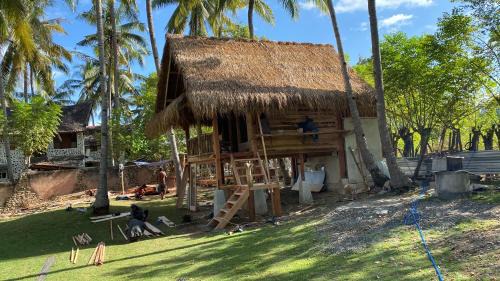 Sumbawa Barat Hotel | Living On Air