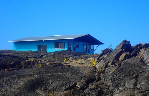 Kalapana Cottage | Living on Lavaland - Once In A Lifetime Experience! Oceanview - Wifi - Stars