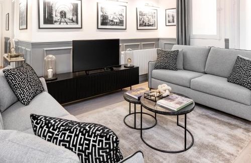 16th Arrondissement Apartment | LivinParis - Luxury AC 4 Bedrooms Auteuil Eiffel