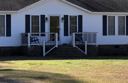 Belhaven House | Lizzy's Landing: Come Kayak Canoe and Fish on Pungo Creek near Belhaven NC