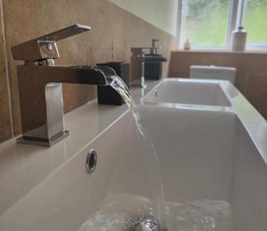 Beddgelert House | Llew Accommodation - The Townhouse