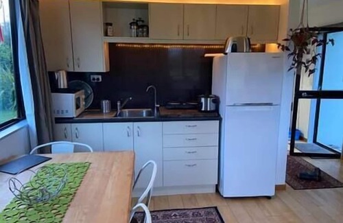 Brighton Cottage | Loboski Ocean Retreat