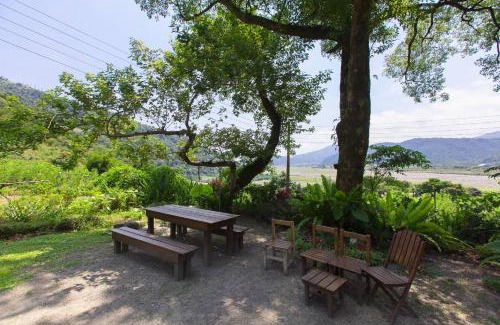 Datong Bed & Breakfast | Locasu