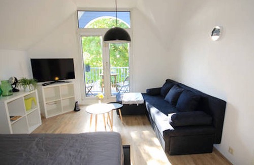Zandvoort Apartment | Located in the green heart of Zandvoort, 2 pers. app. to center, beach.