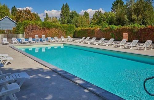 Ivry-la-Bataille Resort | Location de Mobilhomes 3 Chambres, camping 3 étoiles