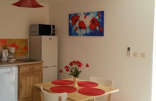 Les Adrets-de-l'Esterel Apartment | Location in the heart of the Esterel Mountains, halfway between Cannes and Frejus. 3 *