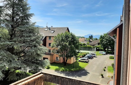 Aix-les-Bains Apartment | Location T2 - 46 m2 Pour Curistes au Calme, au Bord du lac D'aix-les-bains