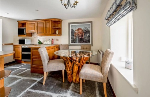 Lewiston Cottage | Loch Ness Cottages