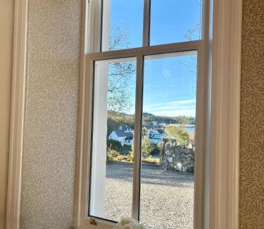 Lochinver Bed & Breakfast | Lochinver Manse Bed and Breakfast