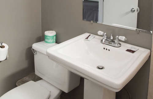 Stockton Hotel | Lodge at 32nd