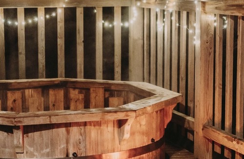 Sainte-Honorine-de-Ducy Apartment | Lodge omaha avec nordic bath