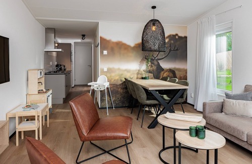 Schaijk Cottage | Lodge in Schaijk near Green Forests