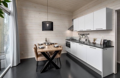 Schaijk House | Lodge in Schaijk with Garden Terrace