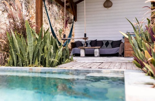 Grand-Bourg Cottage | Lodge Kara