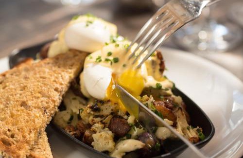 Streeterville Hotel | Loews Chicago Hotel