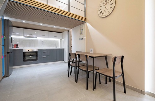 Petroupoli Apartment | Loft 53- Urban Stay by ΜΡS