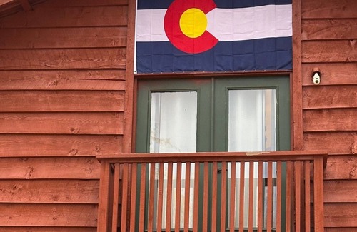 Lazear House | Loft apartment on a horse ranch