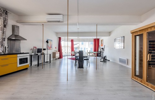 Graulhet Apartment | Loft Cosy - Hypercentre - Sauna - 200m2 - Wifi